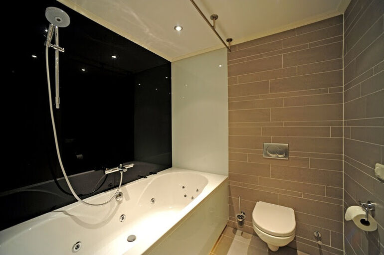 Wandpaneel badkamer